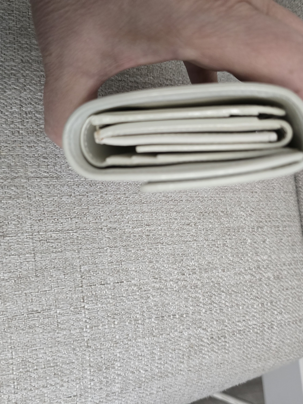 CELINE Grained Calfskin Leather White Small Trifold Wallet - Picture 10 of 11